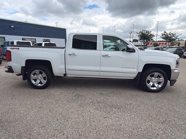 Used 2018 Chevrolet Silverado 1500 LTZ w/ Sport Package AWD/4WD image 6