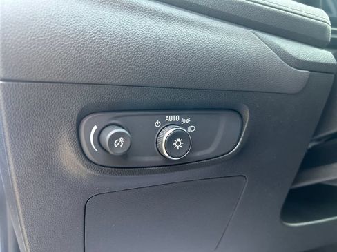 Used 2025 Buick Encore GX Preferred FWD image 28