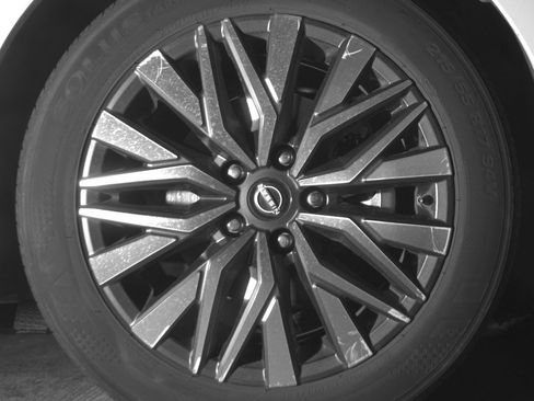 Used 2025 Nissan Altima 2.5 SV image 13