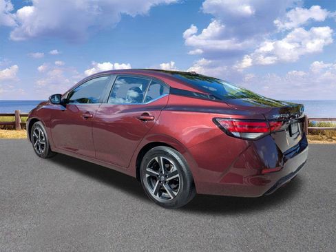 Used 2025 Nissan Sentra SV FWD image 6