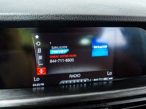 Used 2019 Alfa Romeo Stelvio RWD image 24