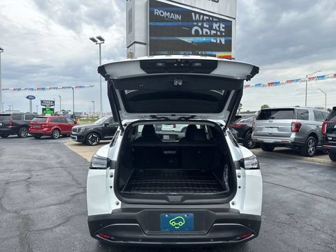 Used 2025 Nissan Murano SL w/ Cargo Package AWD/4WD image 18