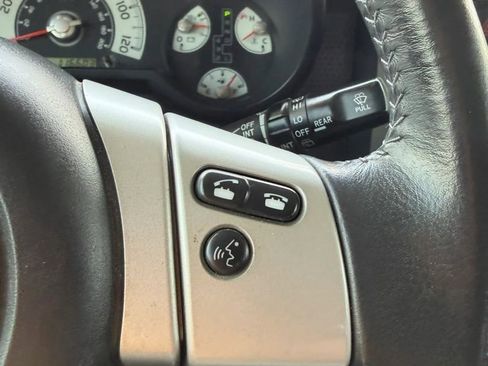 Used 2014 Toyota FJ Cruiser 4WD w/ Upgrade Package image 21