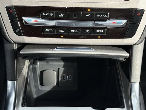 Used 2023 Ford Explorer XLT w/ Equipment Group 202A image 27