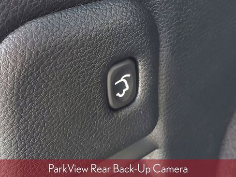 Used 2019 Jeep Grand Cherokee Laredo image 9