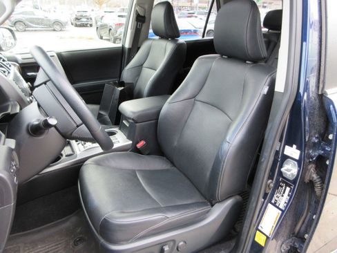 Used 2023 Toyota 4Runner Limited image 20