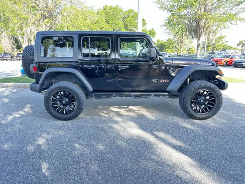 Used 2018 Jeep Wrangler Unlimited Rubicon AWD/4WD image 7