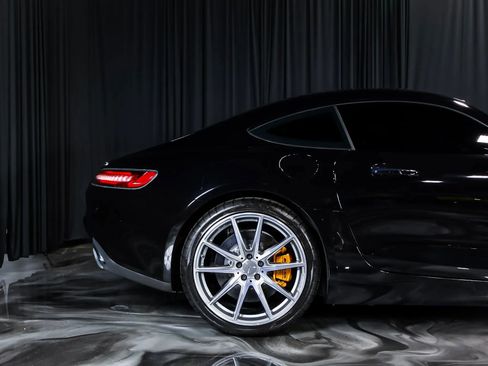 Used 2016 Mercedes-Benz AMG GT S image 3