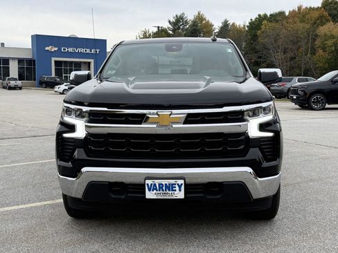 Used 2022 Chevrolet Silverado 1500 LT image 2