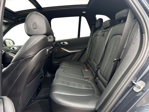 Used 2022 BMW X5 xDrive40i w/ Premium Package AWD/4WD image 10