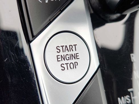 Certified 2024 BMW X3 xDrive30i w/ Convenience Package image 24