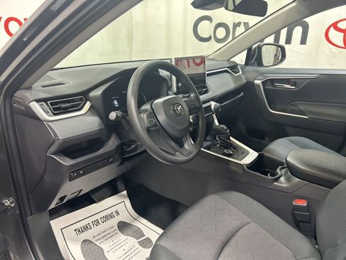 Used 2025 Toyota RAV4 XLE w/ Convenience Package image 20
