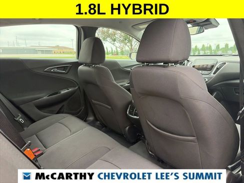 Used 2018 Chevrolet Malibu Hybrid w/ Driver Confidence Package FWD image 30