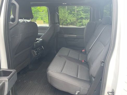 Used 2022 Ford F150 XLT w/ Equipment Group 302A High AWD/4WD image 18