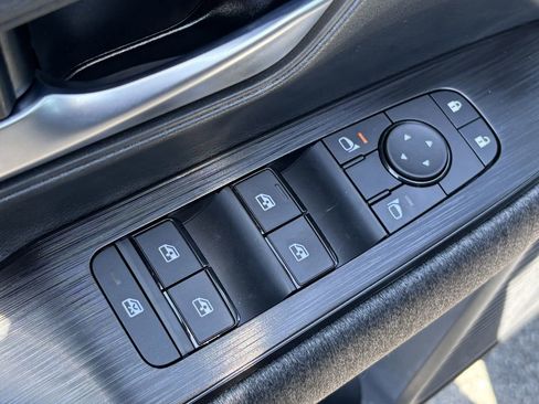 New 2026 Nissan Kicks SV FWD image 21