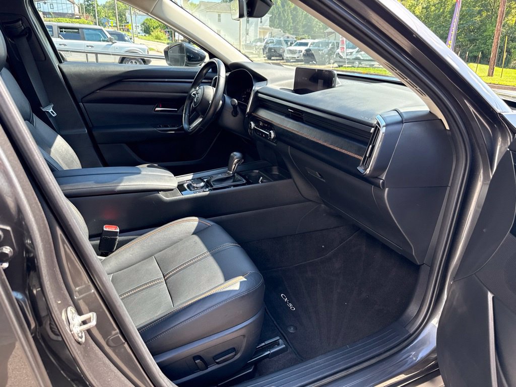 Used 2023 MAZDA CX-50 AWD 2.5 S w/ Premium Plus Pkg image 31