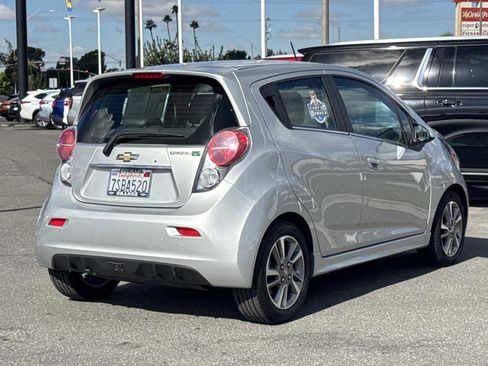 Used 2016 Chevrolet Spark LT image 5