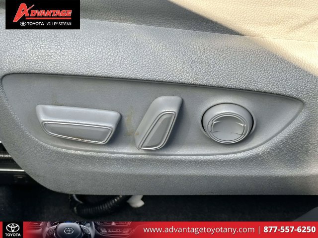 Certified 2021 Toyota Highlander Limited AWD/4WD image 24