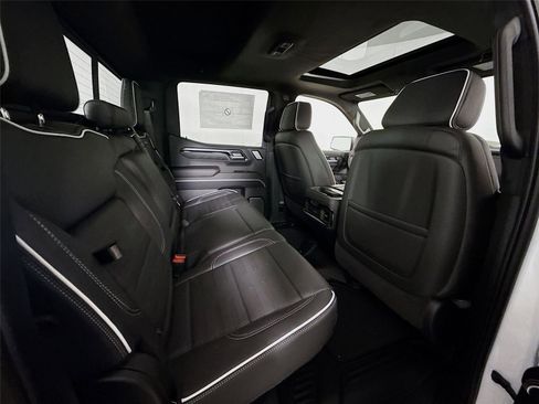 New 2026 GMC Sierra 1500 AT4X AWD/4WD image 21