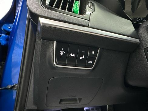 Used 2018 Kia Stinger GT2 image 33