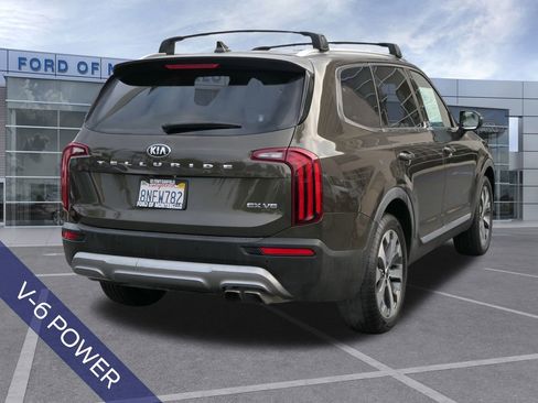 Used 2020 Kia Telluride EX w/ EX Premium Package image 4