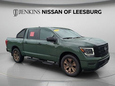 Certified 2024 Nissan Titan SV w/ SV Bronze Edition Package RWD image 1