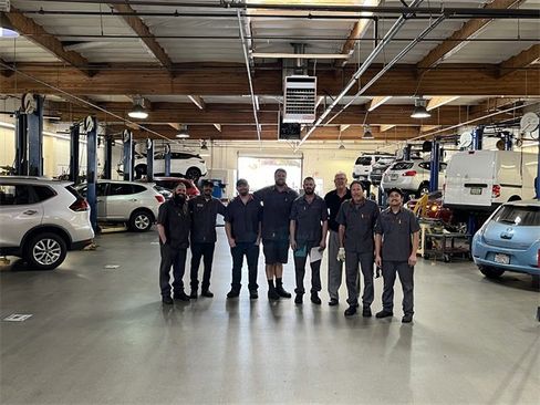 New 2025 Nissan Armada SV image 8