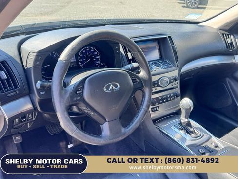 Used 2013 INFINITI G37 x Sedan w/ Premium Pkg image 9