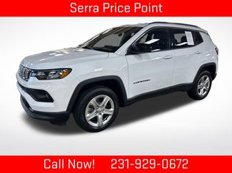 Used 2023 Jeep Compass Latitude w/ Convenience Group AWD/4WD 360° Tour