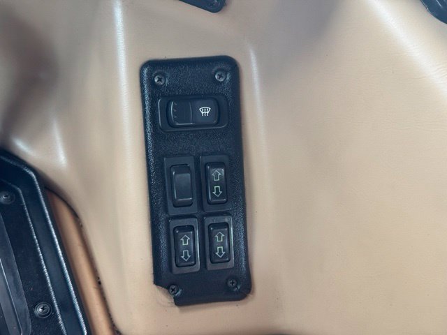 Used 2001 HUMMER H1 4-Door Open Top AWD/4WD image 26