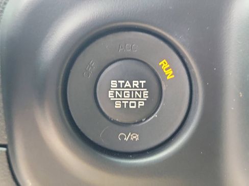 Used 2020 Jeep Wrangler Unlimited Sport AWD/4WD image 29