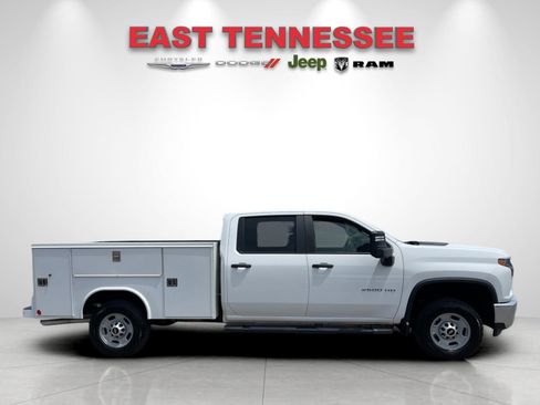 Used 2022 Chevrolet Silverado 2500 W/T w/ WT Convenience Package AWD/4WD image 2