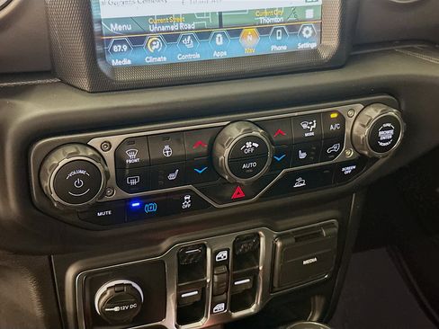 Used 2023 Jeep Wrangler Unlimited Rubicon 4xe w/ Cold Weather Group AWD/4WD image 24