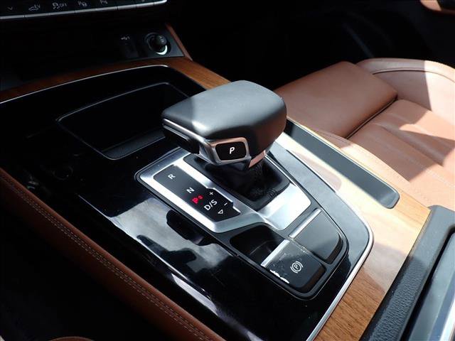 Used 2022 Audi Q5 e Prestige AWD/4WD image 21
