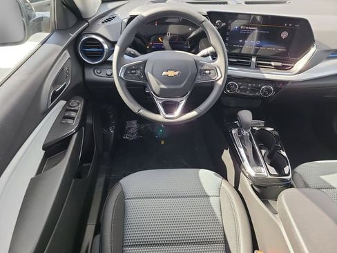 New 2026 Chevrolet Trax LT w/ Driver Confidence Package image 11