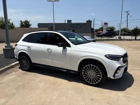Certified 2026 Mercedes-Benz GLC 300 image 2