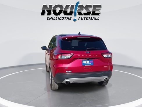 Used 2022 Ford Escape SE image 7