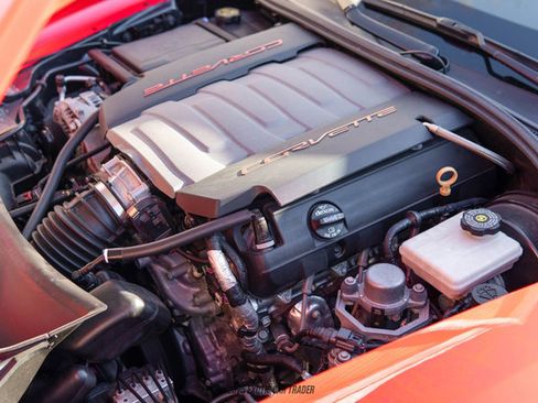 Used 2018 Chevrolet Corvette Stingray Convertible w/ 2LT Preferred Equipment Group image 16