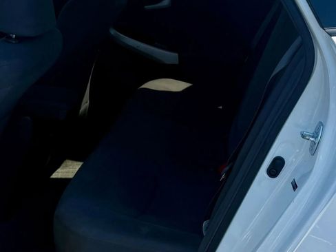 Used 2010 Toyota Prius Two image 9