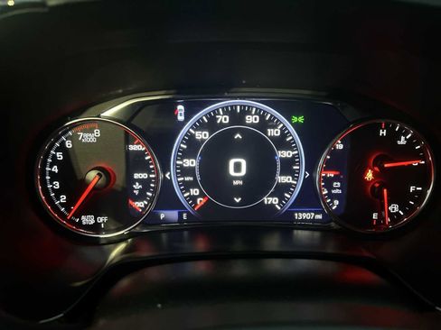 Used 2025 Chevrolet Blazer RS image 11