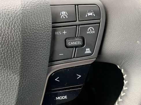 Used 2026 Toyota Camry SE w/ Convenience Package FWD image 28