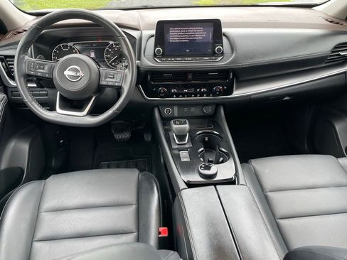 Used 2023 Nissan Rogue SV w/ SV Premium B Package AWD/4WD image 12