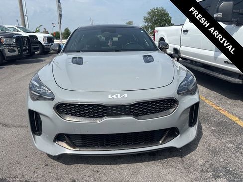 Used 2023 Kia Stinger GT-Line w/ Sun & Sound Package RWD image 3