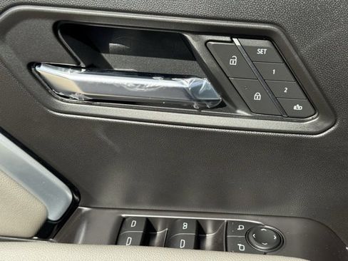 New 2026 Chevrolet Colorado ZR2 w/ Technology Package image 19