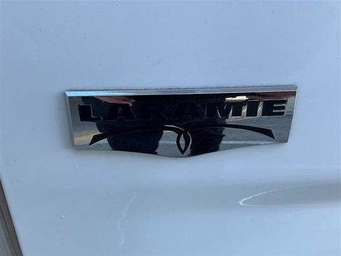 Used 2016 RAM 1500 Laramie w/ Convenience Group image 17