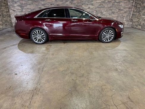 Used 2018 Lincoln MKZ Premiere image 4
