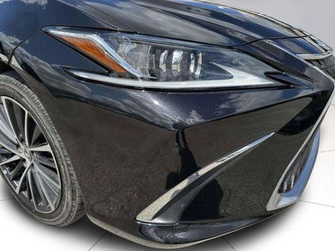 Used 2022 Lexus ES 250 w/ Premium Package AWD/4WD image 11