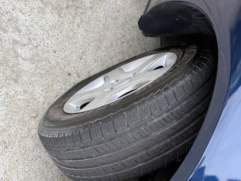 Used 2005 Honda Civic EX image 19