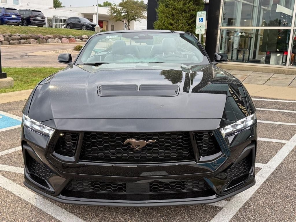 Used 2025 Ford Mustang GT Premium RWD image 8