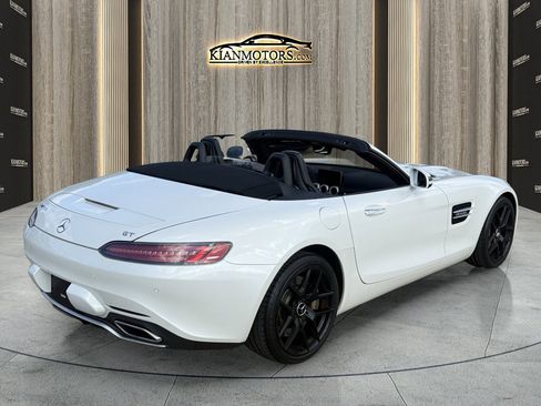 Used 2018 Mercedes-Benz AMG GT Roadster image 30